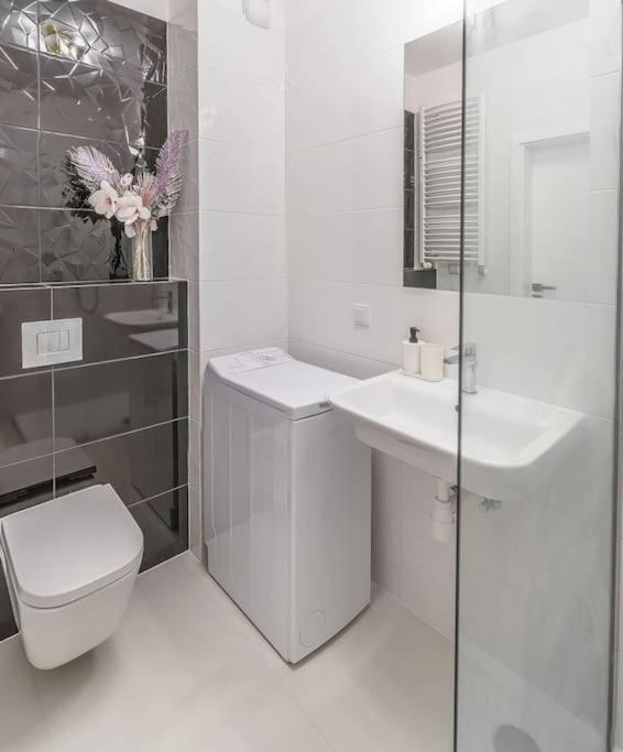 Urbannestgroup - City Center - Sienna 65 وارسو المظهر الخارجي الصورة